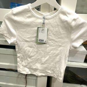 H&M too short sleeve Small white